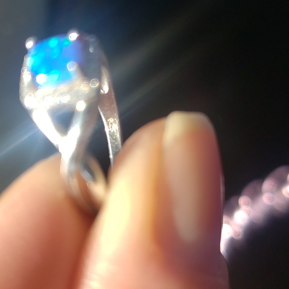 Blue Opal and diamond silver ring - Picture 3 of 6